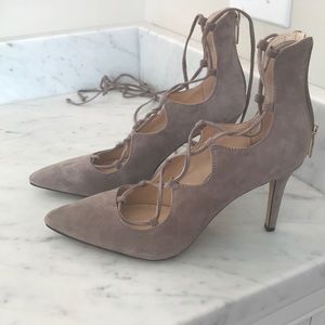 Never worn Vince Camuto Barsha pumps